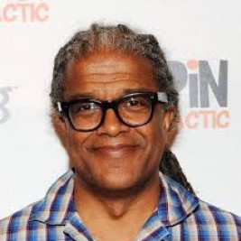 Elvis Mitchell